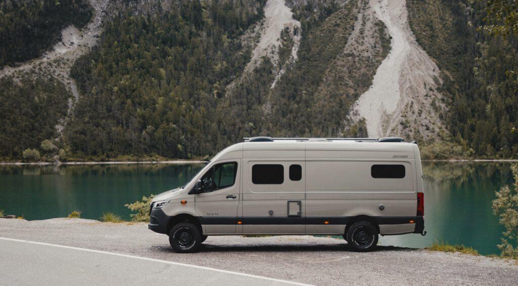 Hymer Grand Canyon S 700