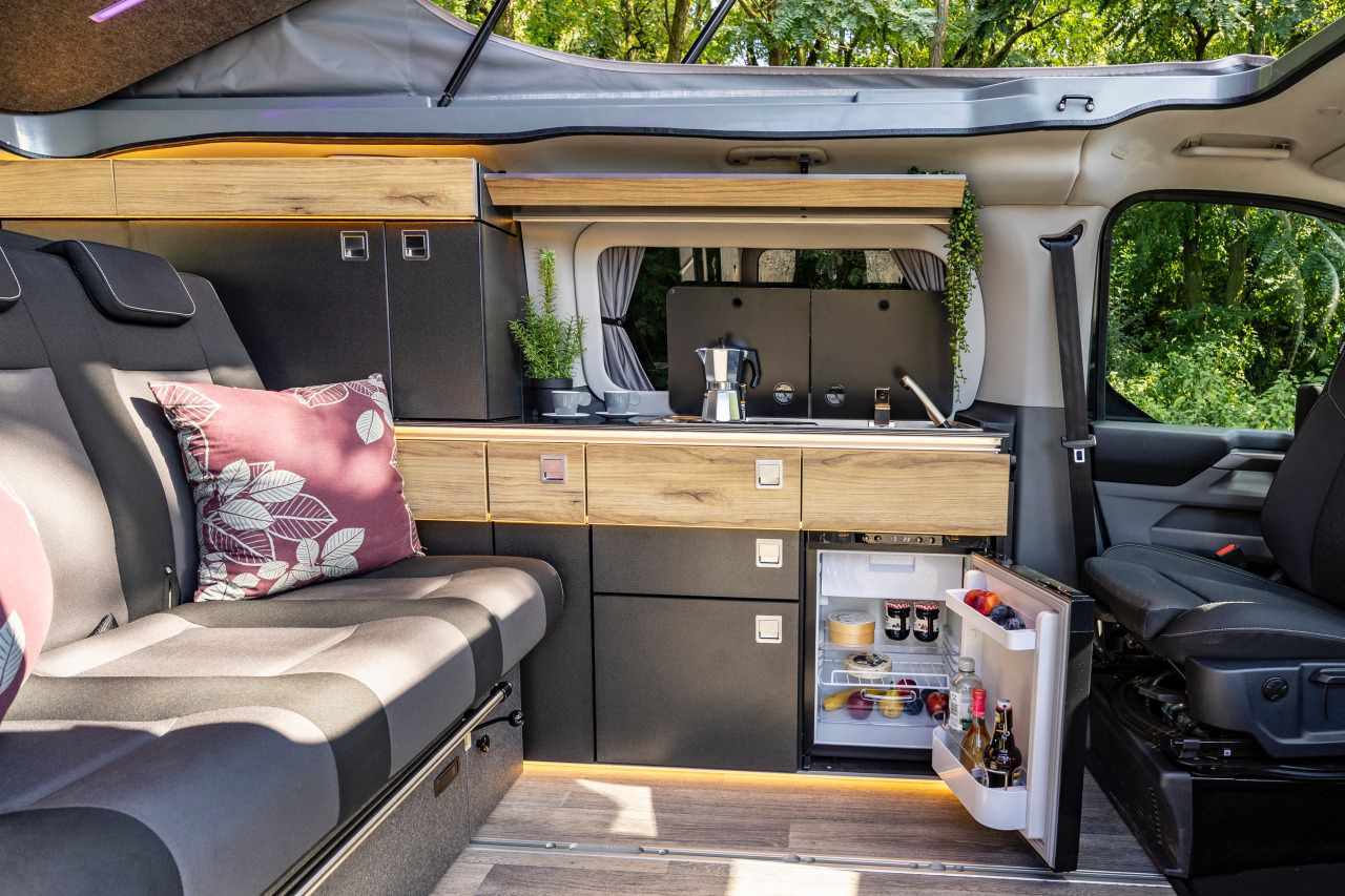 Van aménagé homologué 7 places,