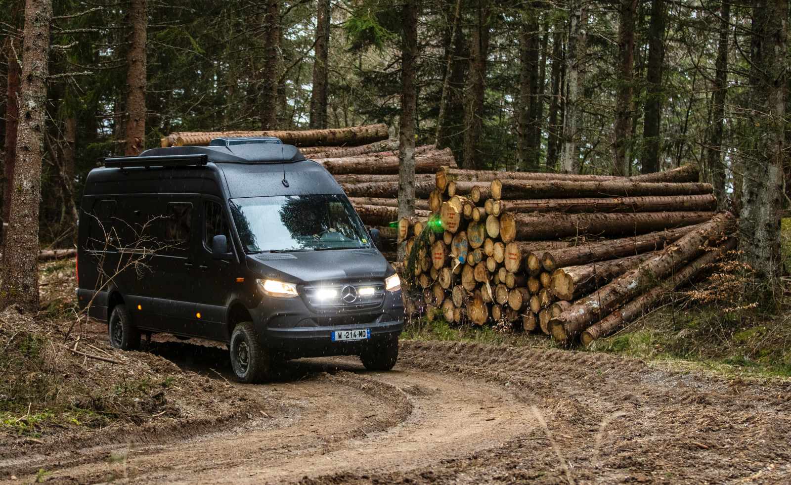 fourgon Mercedes 4x4